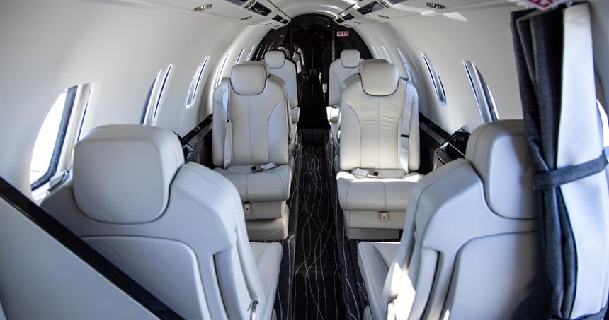 Mid Size Jet – interior