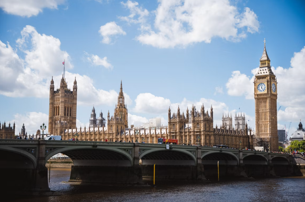 Private Jet Charter Hong Kong to London